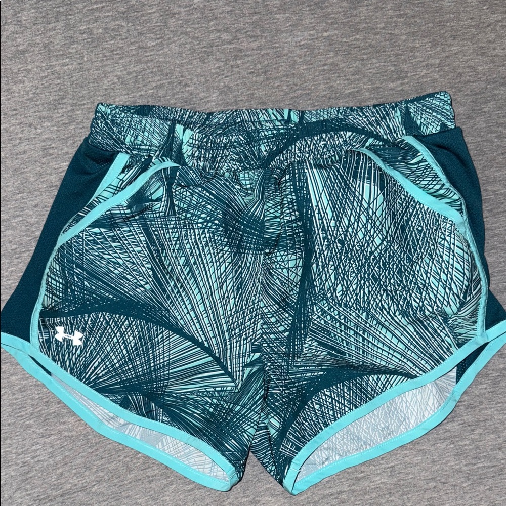 Under Armour Women's Blue Patterned Athletic Shorts